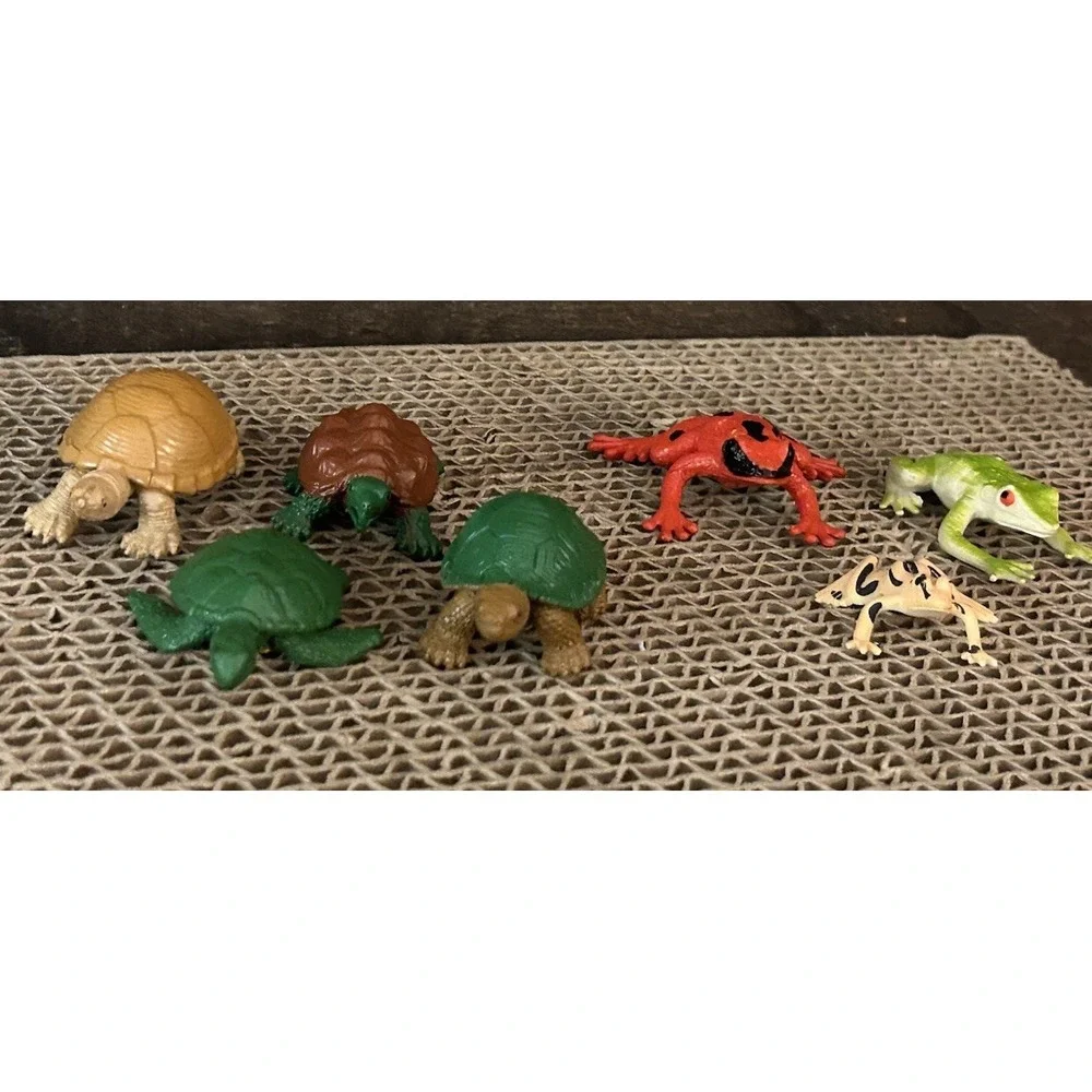 Lot Of 7 Safari Ltd Colorful Frogs‎ And Turtles